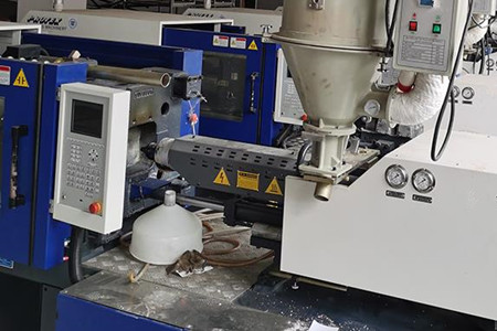 購買果筐注塑機的三要素，你知道嗎？