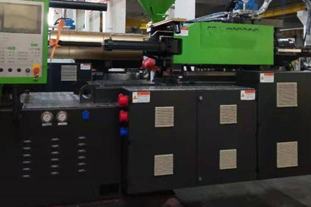 塑料注塑機(jī)的輔助設(shè)備有哪些？京瓊介紹！